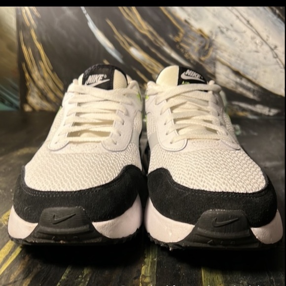 NIKE // AIR MAX // SYSTM // MENS 11.5 - Picture 4 of 5